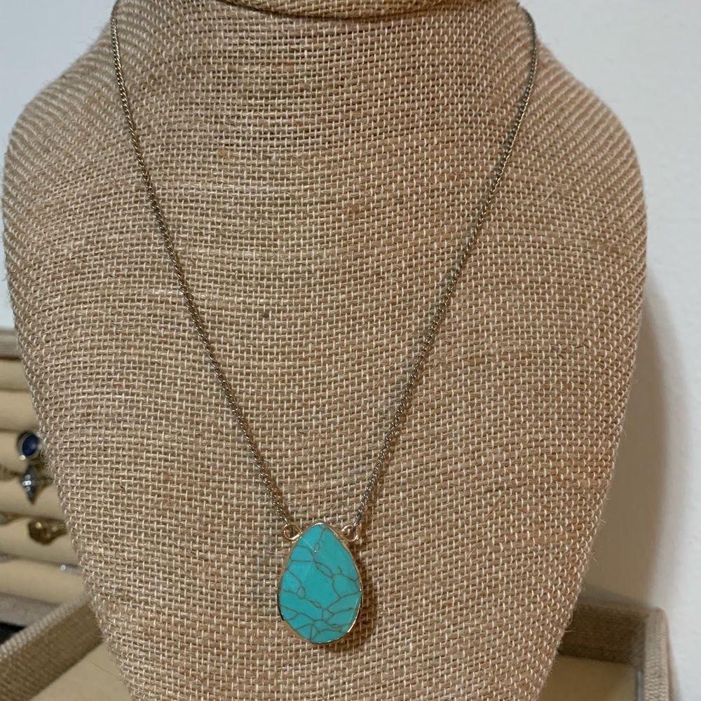 Turquoise pendant necklace